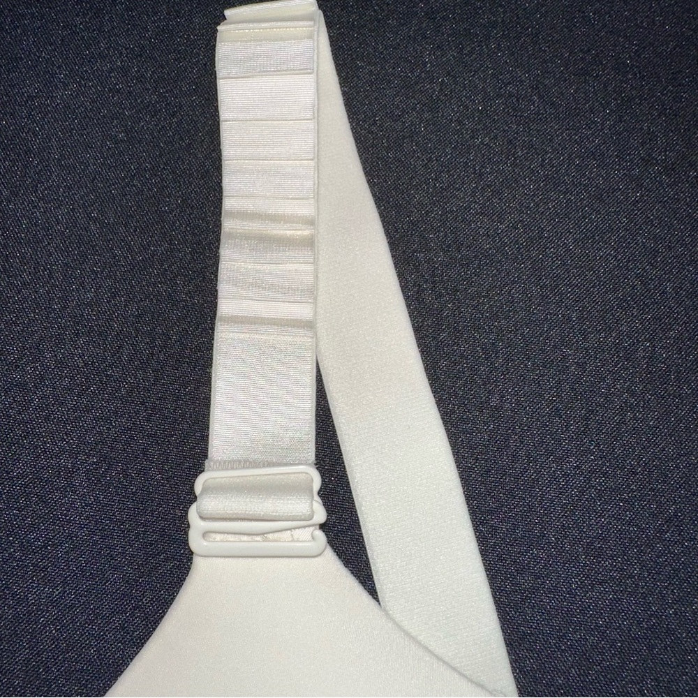 Sonashape wireless molded cup bra size large ivory with lace NWT - Picture 3 of 9
